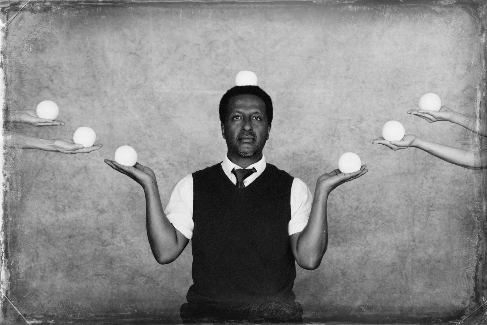 Heka - Gandini Juggling (c) Camilla Greenwell